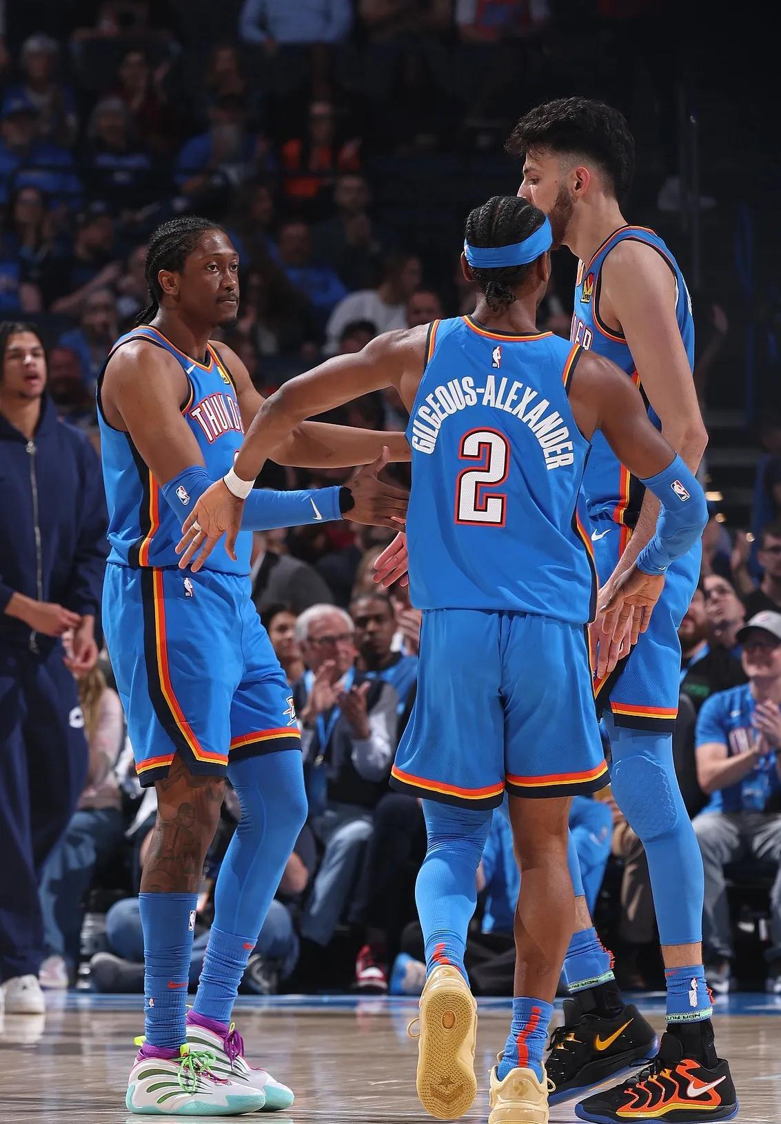 开云体育APP下载-转折点！明尼苏达森林狼篮板制胜，意大利杯冲刺阶段攻防权衡，信心回归，轮换策略成焦点的简单介绍